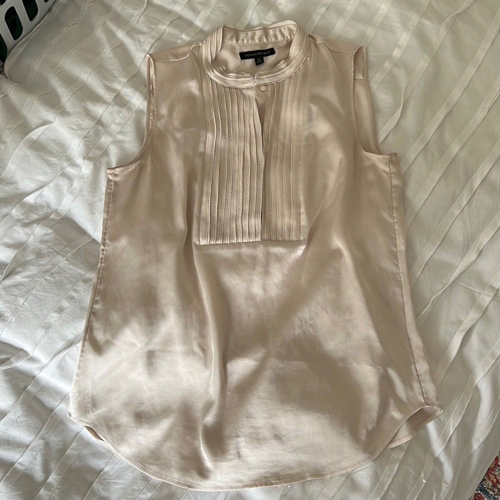 Banana Republic Sleeveless Blouse Sz M